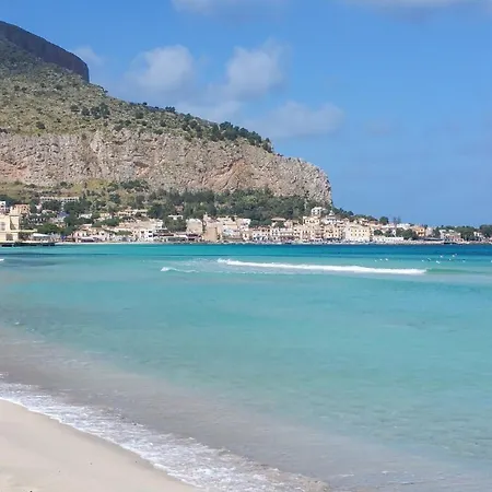 Panormus Guest Apartman *